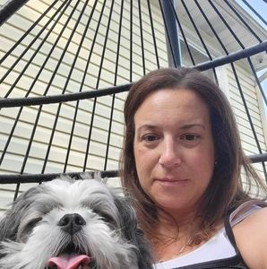 Meet your Posher, Michele